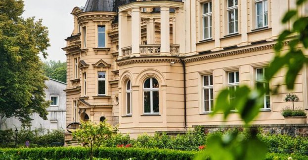 Zespół Pałacowo-Parkowy w Ostromecku znalazł się wśród 15 nominowanych w kategorii „Najpiękniejszy pałac” pierwszej edycji Rankingu Polskich Zamków i Pałaców. Głosowanie potrwa do 14 października 2026 r., a nominowane miejsce rywalizuje z pałacami m.in. w Wilanowie, Łańcucie, Pszczynie, Nieborowie i Mosznej.
